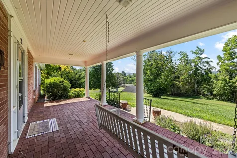 21 Hamburg Drive Weaverville NC 28787