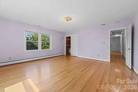 21 Hamburg Drive Weaverville NC 28787