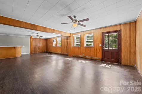 21 Hamburg Drive Weaverville NC 28787