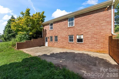 21 Hamburg Drive Weaverville NC 28787
