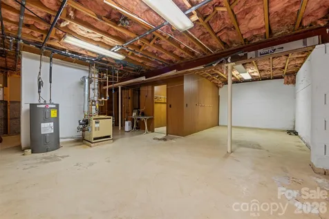 21 Hamburg Drive Weaverville NC 28787