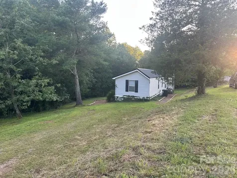 69 Woodmont Drive Nebo NC 28761