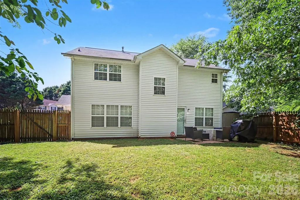 6323 Pine Hollow Drive Charlotte NC 28212