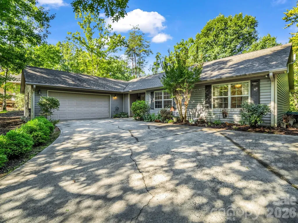 141 Dalton Court Lake Lure NC 28746