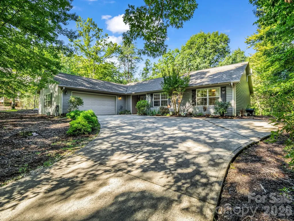 141 Dalton Court Lake Lure NC 28746