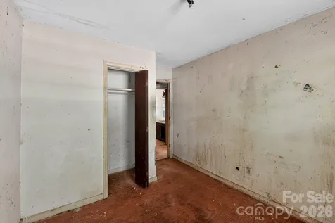 1393 Field Circle Hickory NC 28602