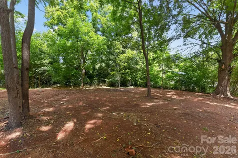 1393 Field Circle Hickory NC 28602
