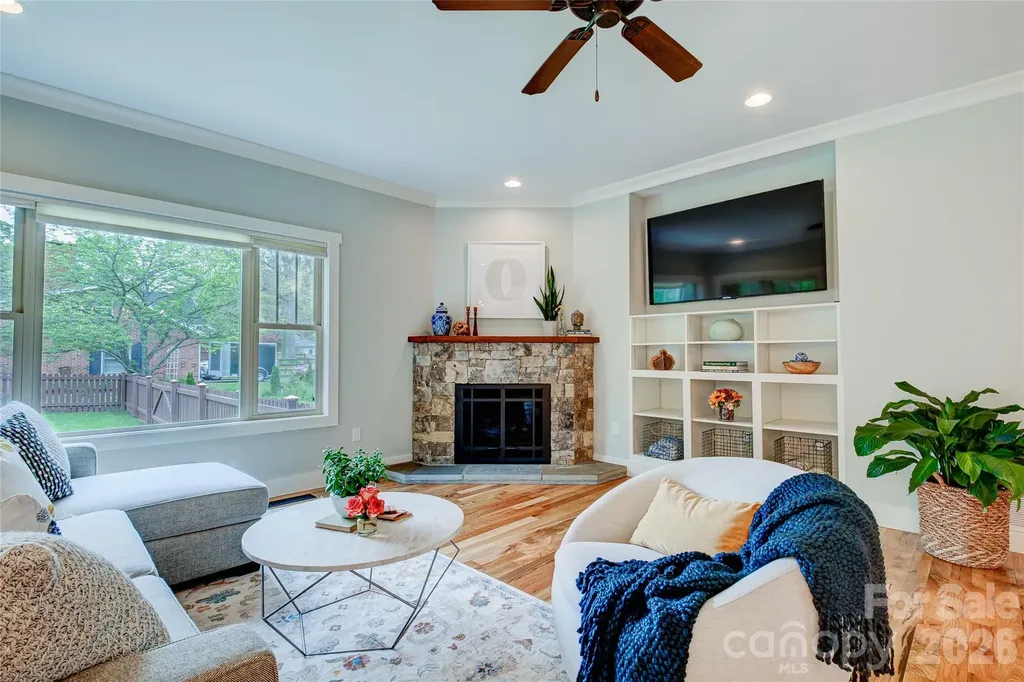 6 Hamlet Street Black Mountain NC 28711