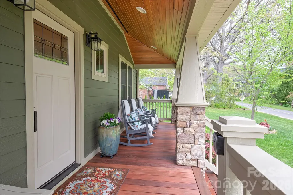 6 Hamlet Street Black Mountain NC 28711