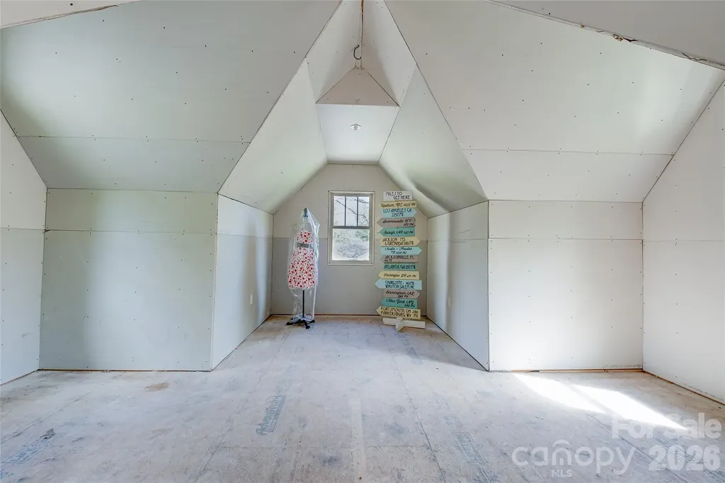 6 Hamlet Street Black Mountain NC 28711