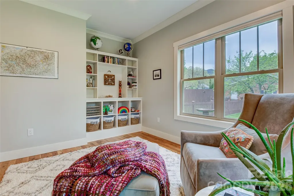 6 Hamlet Street Black Mountain NC 28711