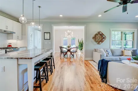 6 Hamlet Street Black Mountain NC 28711