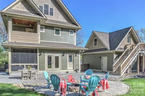 6 Hamlet Street Black Mountain NC 28711