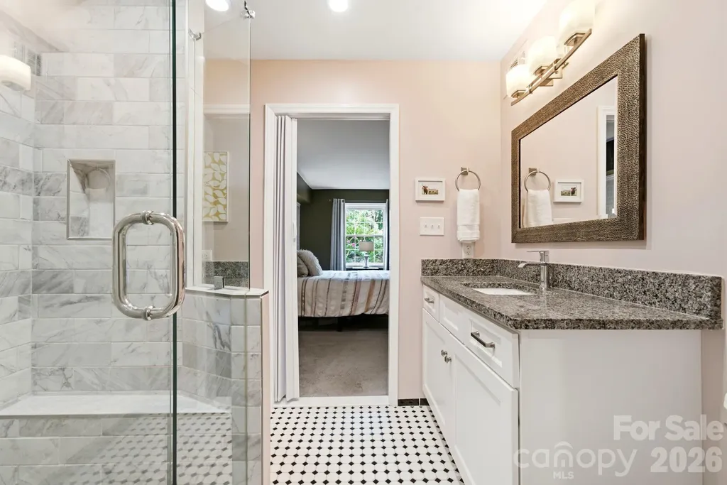 4739 Hedgemore Drive Charlotte NC 28209
