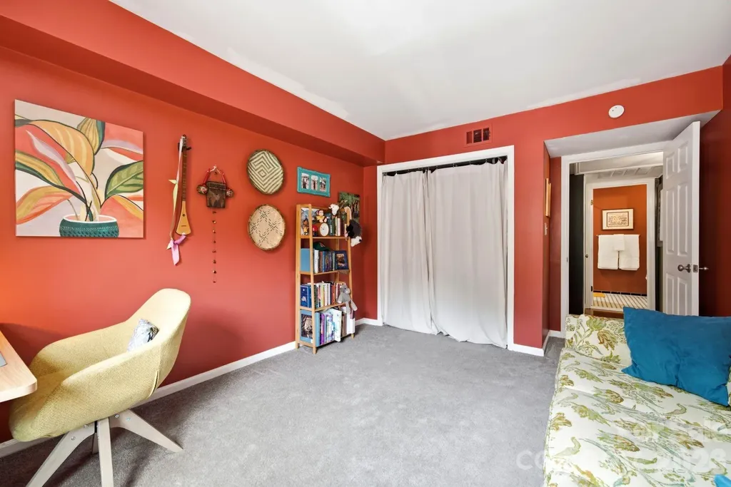 4739 Hedgemore Drive Charlotte NC 28209