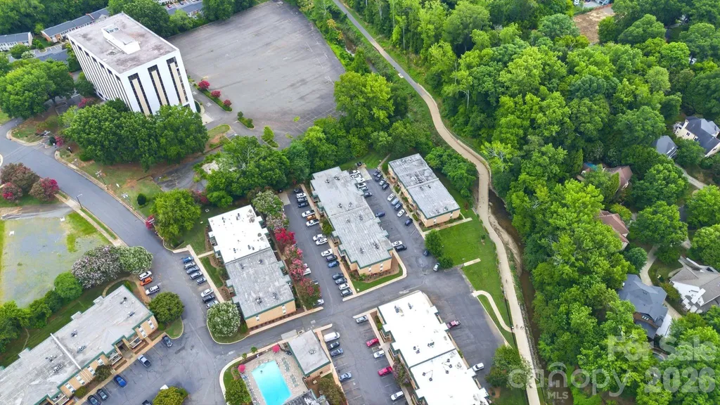 4739 Hedgemore Drive Charlotte NC 28209