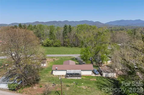 11 E Porter Road Asheville NC 28803