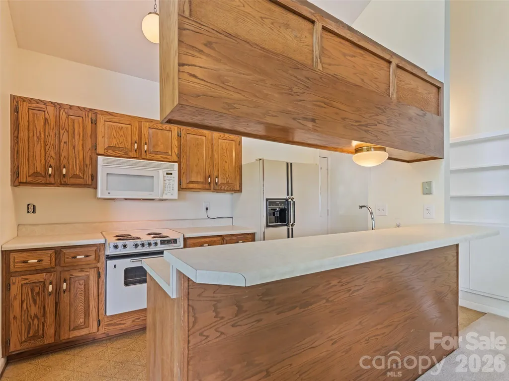80 Merrie Way Waynesville NC 28786