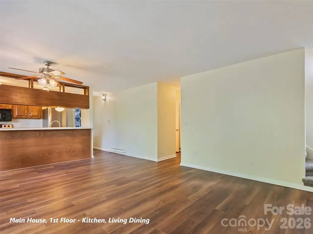80 Merrie Way Waynesville NC 28786