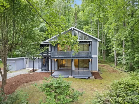 80 Merrie Way Waynesville NC 28786