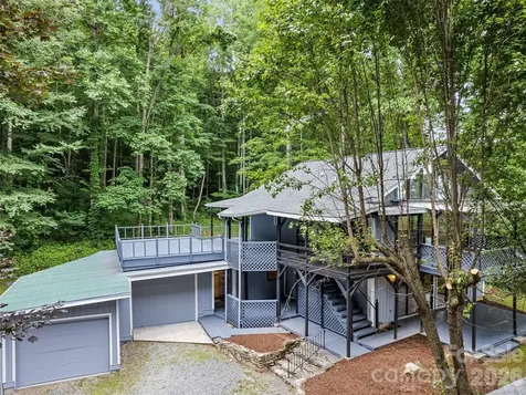 80 Merrie Way Waynesville NC 28786