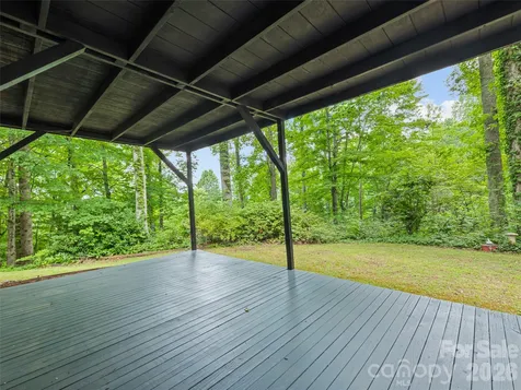 80 Merrie Way Waynesville NC 28786