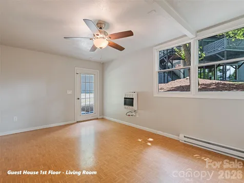 80 Merrie Way Waynesville NC 28786