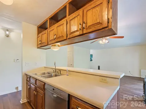 80 Merrie Way Waynesville NC 28786