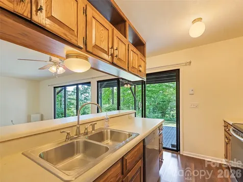 80 Merrie Way Waynesville NC 28786