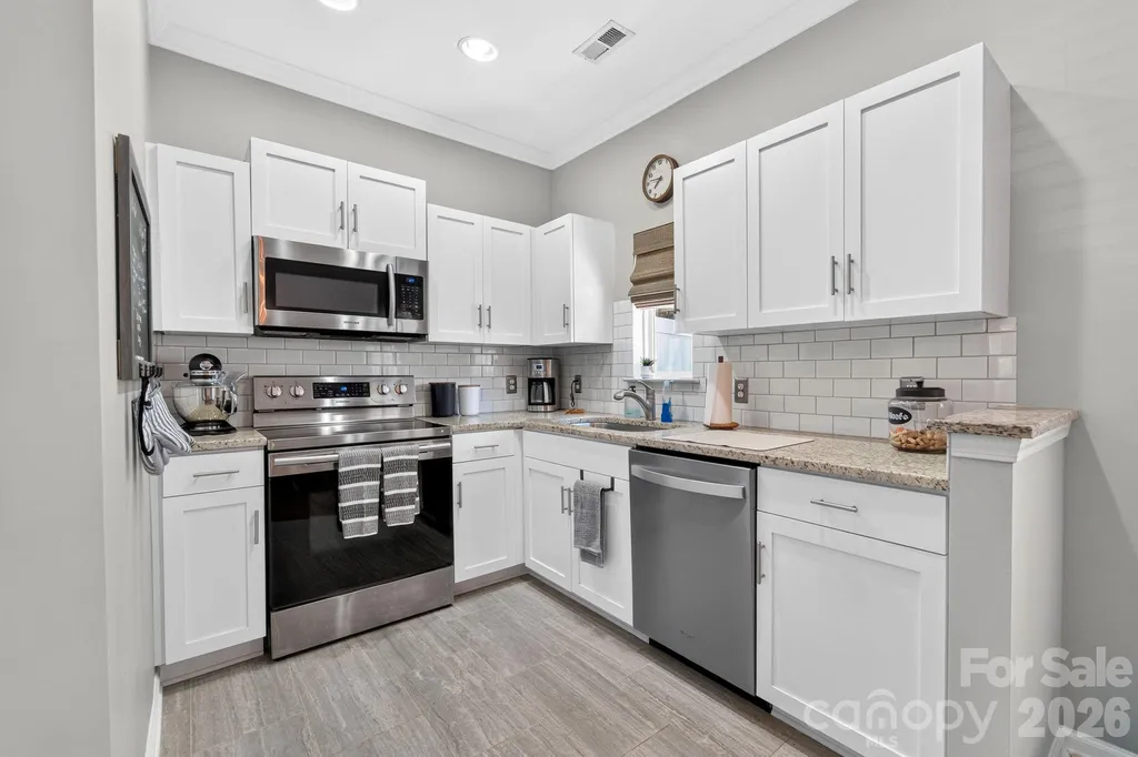 2224 Vision Drive Charlotte NC 28203