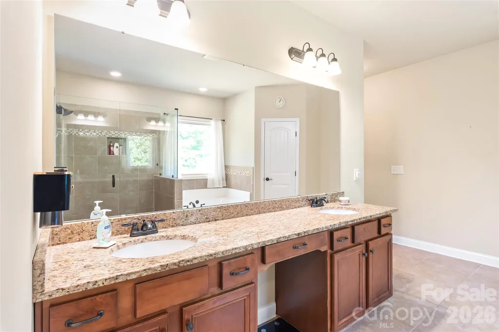1406 Laurel Hill Drive Waxhaw NC 28173