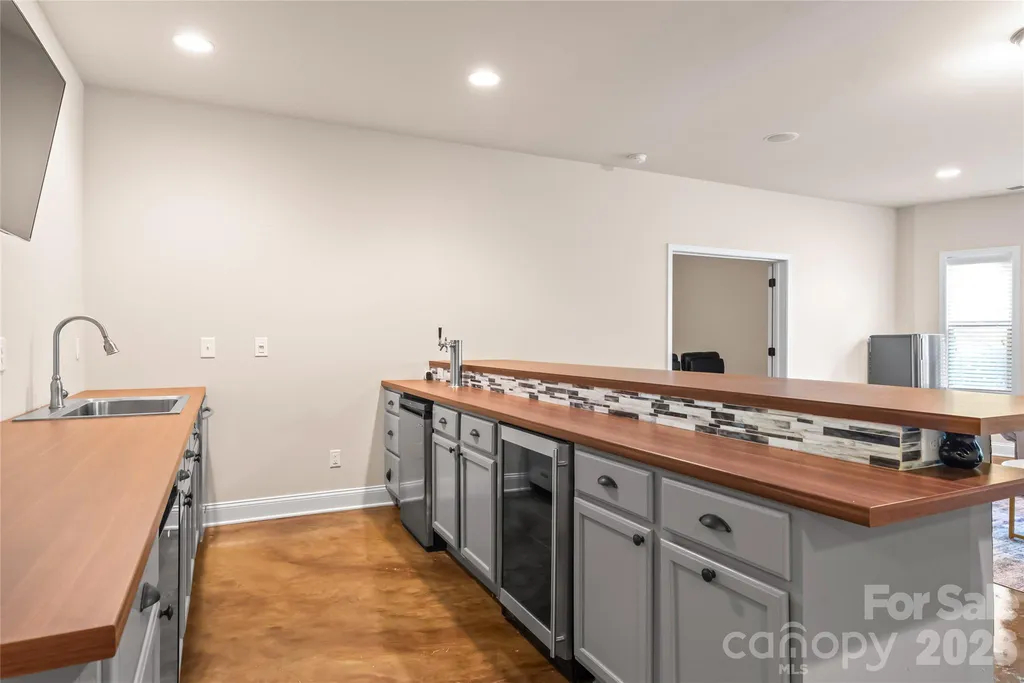 1406 Laurel Hill Drive Waxhaw NC 28173