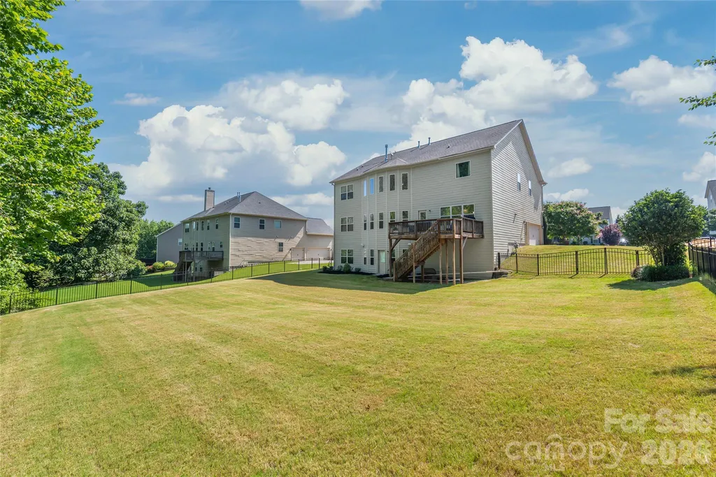 1406 Laurel Hill Drive Waxhaw NC 28173