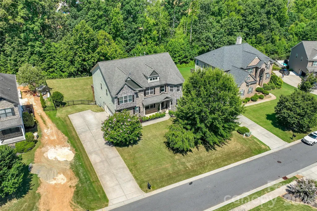 1406 Laurel Hill Drive Waxhaw NC 28173