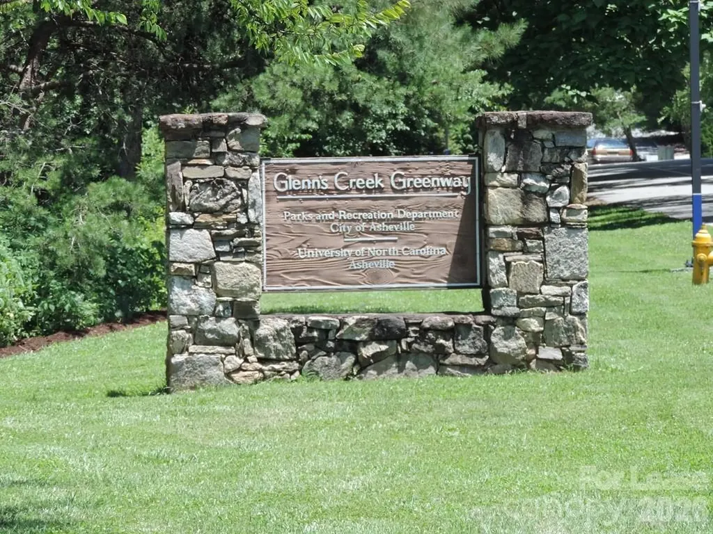 17 Barnard Avenue Asheville NC 28804