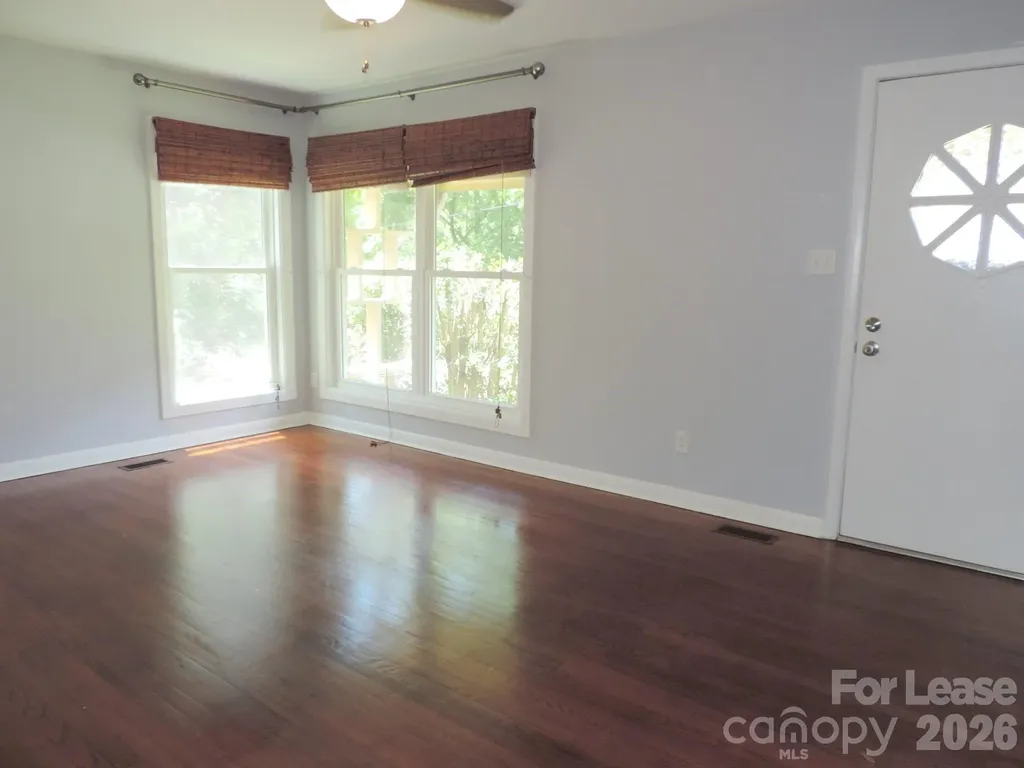 17 Barnard Avenue Asheville NC 28804
