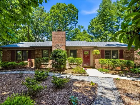 518 Starmount Lane Hendersonville NC 28791