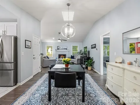 518 Starmount Lane Hendersonville NC 28791