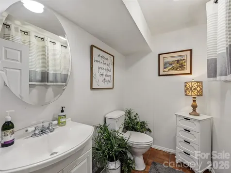 518 Starmount Lane Hendersonville NC 28791