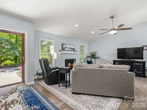 518 Starmount Lane Hendersonville NC 28791