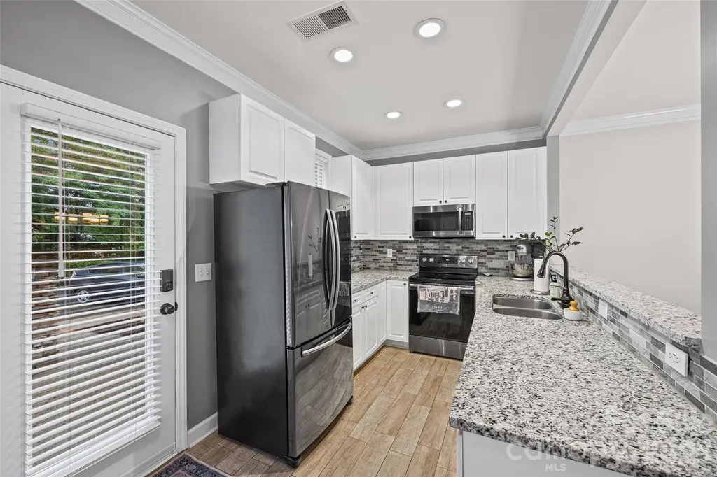 11143 Dundarrach Lane Charlotte NC 28277
