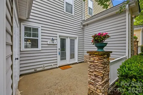 11143 Dundarrach Lane Charlotte NC 28277