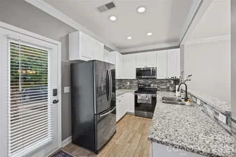 11143 Dundarrach Lane Charlotte NC 28277