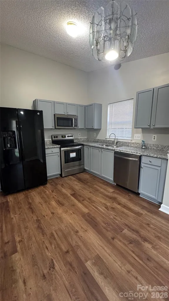 4913 Hopewood Lane Charlotte NC 28216