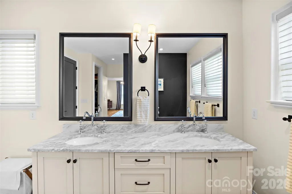 2649 Chesterfield Avenue Charlotte NC 28205