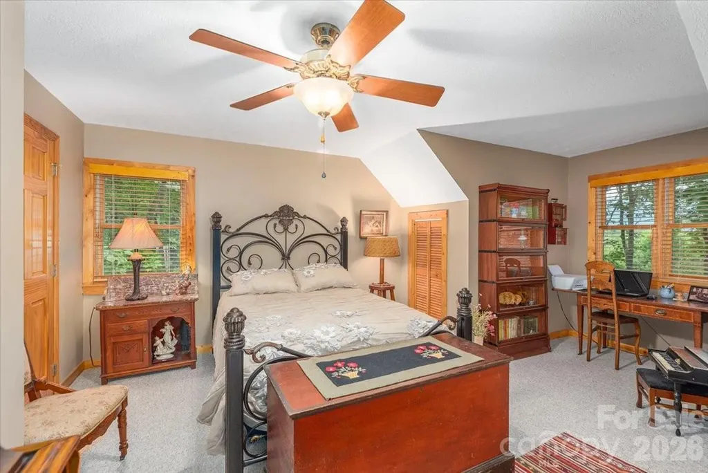 30 Rhododendron Drive Waynesville NC 28786