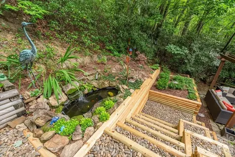30 Rhododendron Drive Waynesville NC 28786