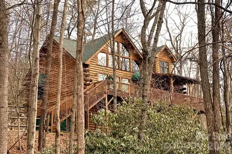 30 Rhododendron Drive Waynesville NC 28786