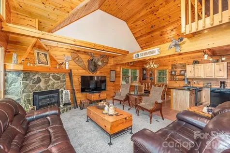30 Rhododendron Drive Waynesville NC 28786