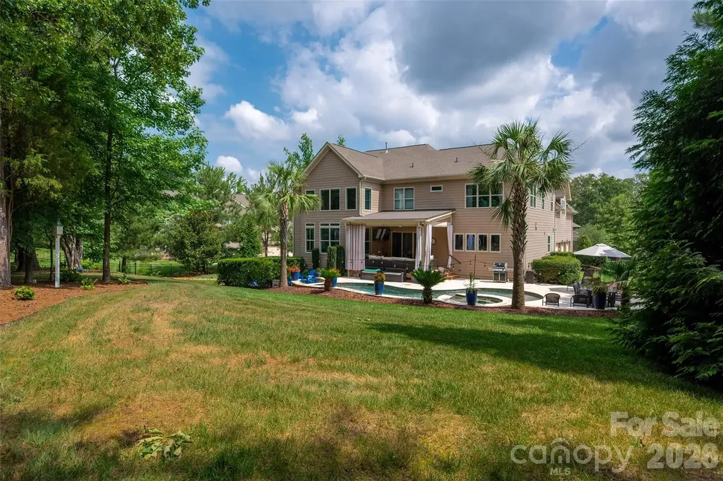 4013 Flowering Peach Road Waxhaw NC 28173